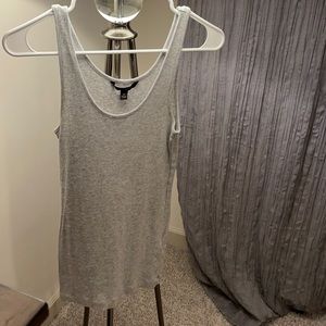 Grey ribbed tank
